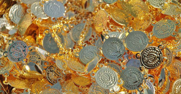 Dwóch mężczyzn aresztowanych za oszustwo "na funkcjonariusza CBŚP"