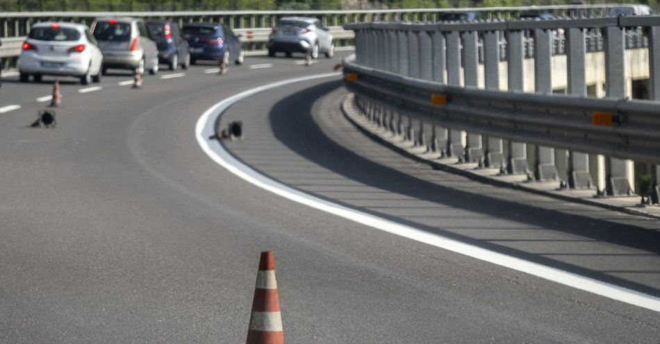 zdjęcie: Zablokowany rudzki odcinek DTŚ po śmiertelnym wypadku motocyklisty / v12037102