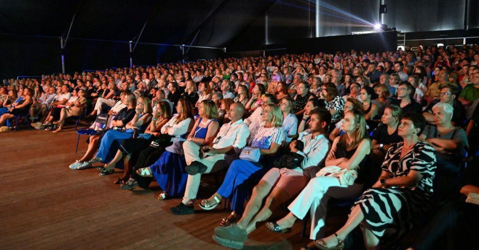 zdjęcie: Rozpoczął się festiwal filmowy Dwa Brzegi w Kazimierzu Dolnym / fot. PAP