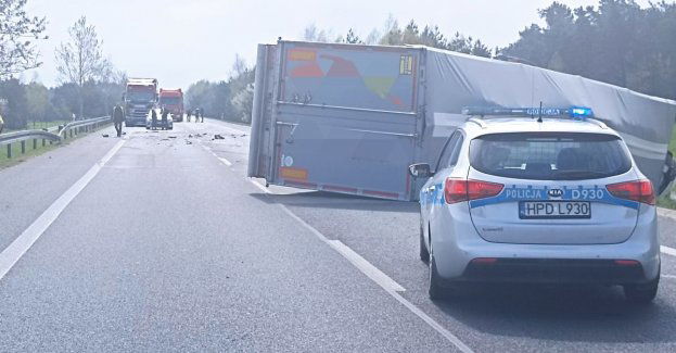 Zderzenie ciężarówki z samochodem osobowym na obwodnicy Lubartowa