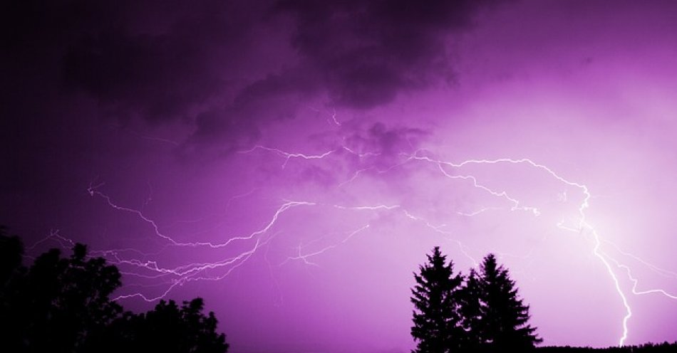 zdjęcie: Nadchodzi niż Poly, przyniesie gwałtowne burze / pixabay/71366