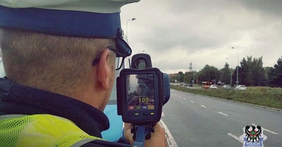 zdjęcie: 92 wykroczenia związane z nadmierną prędkością podczas środowych działań policjantów ruchu drogowego. Tym razem bez zatrzymanych praw jazdy / fot. KMP w Wałbrzychu