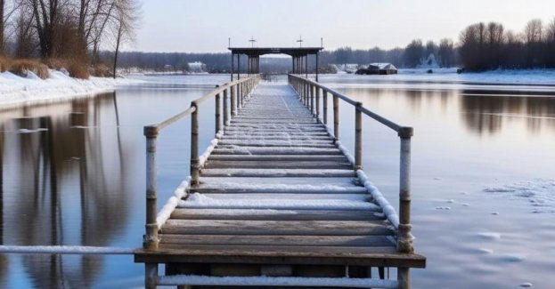 Pamiętaj! Wchodząc na zamarznięty zbiornik wodny zawsze ryzykujesz!