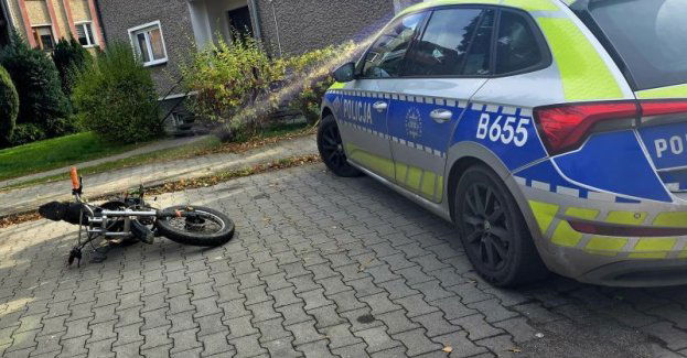 Motocyklista bez tablic i kasku uciekł przed policją