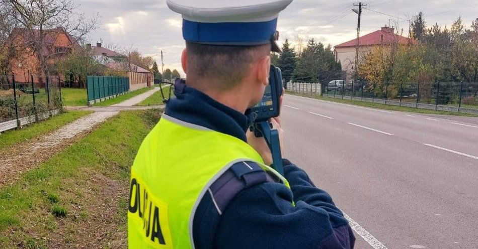 zdjęcie: Kobieta z zakazem prowadzenia zatrzymana za przekroczenie prędkości / fot. KPP w Lubaczowie Fot. KPP Lubaczów