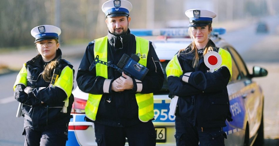zdjęcie: Bezpieczny powrót ze Świąt: jedź wolniej i rozważnie / fot. KMP w Skierniewicach