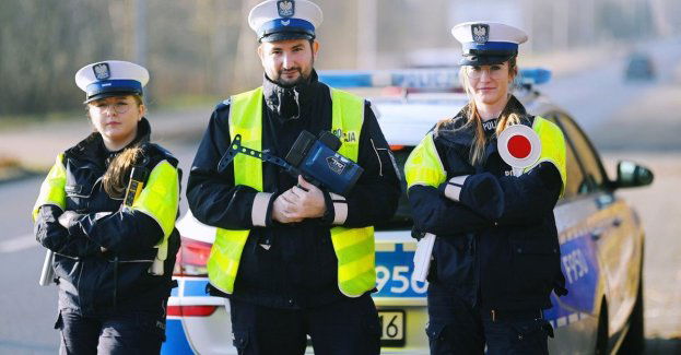 Bezpieczny powrót ze Świąt: jedź wolniej i rozważnie