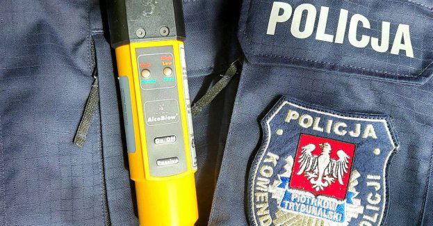 Nietrzeźwy kierowca pod osłoną nocy uszkodził cztery auta