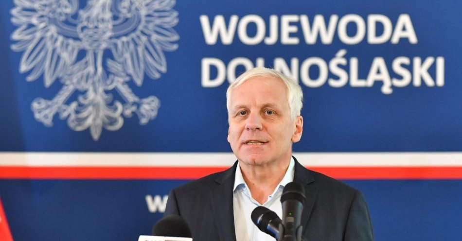 zdjęcie: Flaga Polski ma niezwykłą moc, moc jednoczenia / fot. PAP