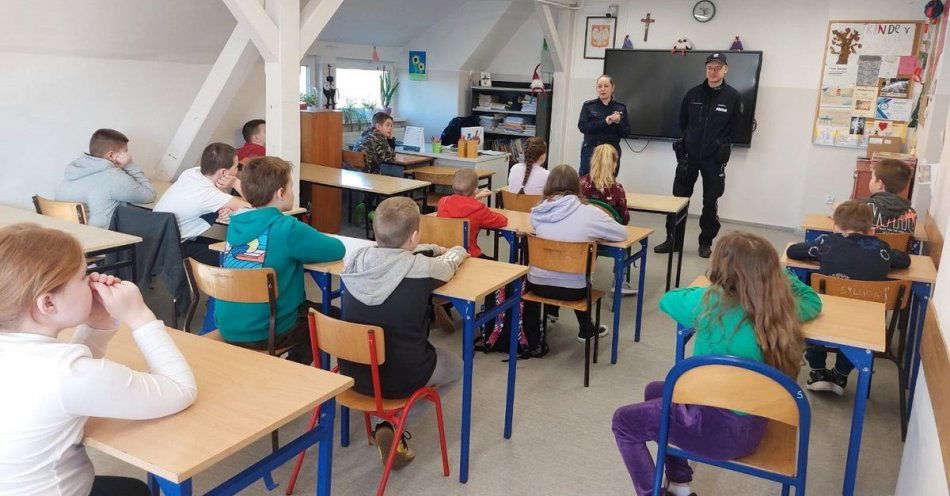 zdjęcie: Odpowiedzialność karna nieletnich / fot. KPP w Drawsku Pomorskim