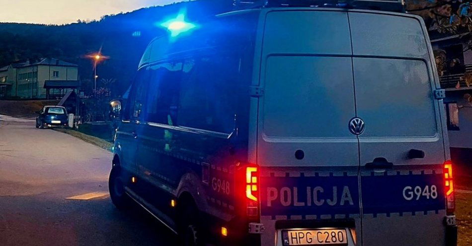 zdjęcie: Wypadek drogowy z udziałem 5-letniego chłopca / fot. KMP w Limanowej