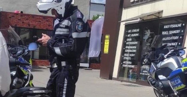 Czy do jazdy skuterem wystarczy dowód osobisty?