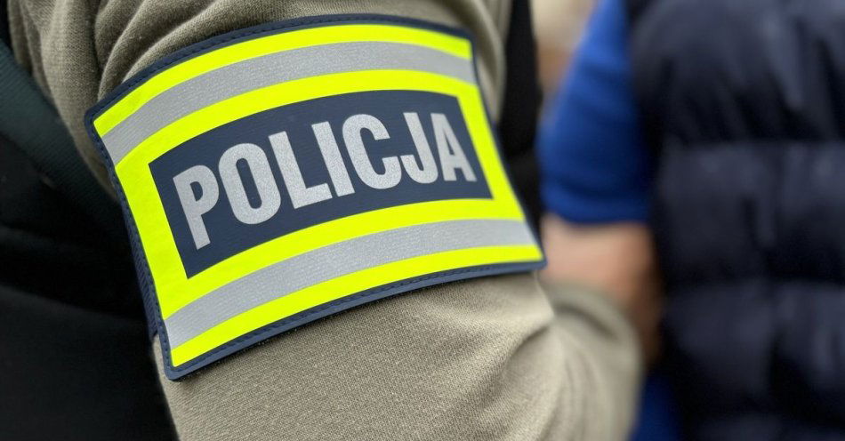zdjęcie: Zgłosił włamanie… i sam został zatrzymany- był poszukiwany przez wymiar sprawiedliwości / fot. KMP Białystok