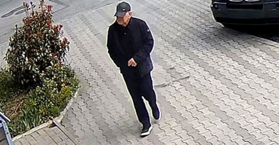 zdjęcie: Policjanci z Łasku poszukują sprawcy kradzieży - rozpoznajesz tego mężczyznę? / fot. KPP w Łasku