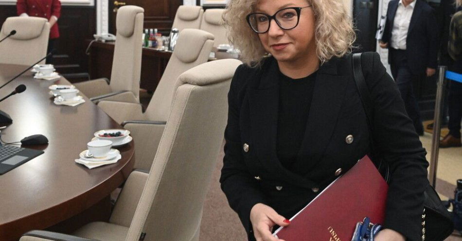zdjęcie: Jestem gotowa pracować z PSL-em i Nawrockim nad projektem ustawy o związkach partnerskich / fot. PAP
