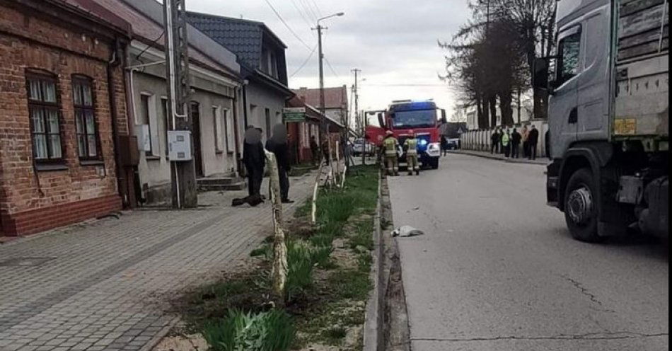 zdjęcie: Potrącenie pieszej w Przybyszewie / fot. KPP w Białobrzegach