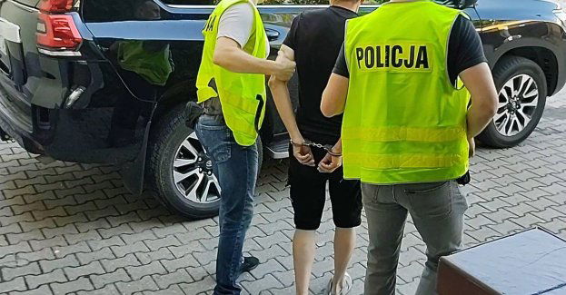 Potrącił nastolatkę na przejściu i odjechał. Został zatrzymany i tymczasowo aresztowany