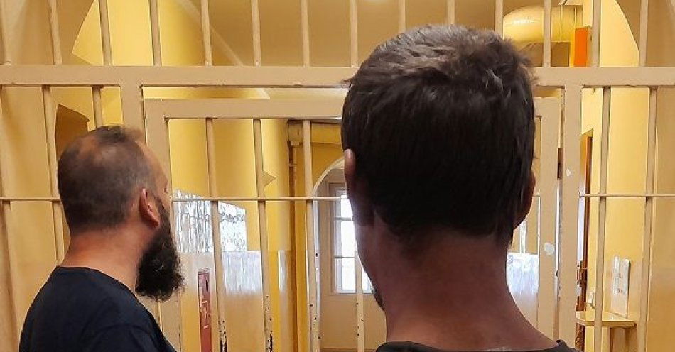zdjęcie: 24-latek zatrzymany na gorącym uczynku kradzieży rusztowania. Miał przy sobie narkotyki i był poszukiwany do odbycia kary pozbawienia wolności / fot. KPP w Lęborku