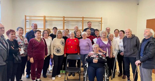 Seniorzy w Skwierzynie kontra oszuści i niebezpieczeństwa na drodze