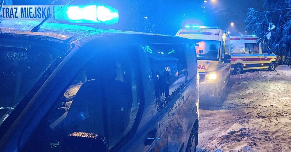 zdjęcie: Dramatyczne wezwanie z Zagórzańskiej - strażnicy walczyli o życie / fot. nadesłane