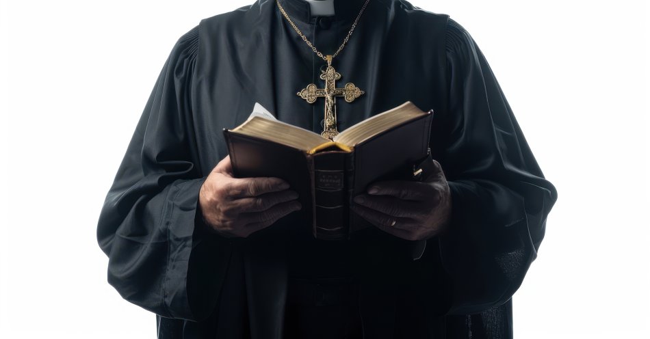 zdjęcie: Kuria w Przemyślu o zatrzymaniu księdza w sprawie hejtu wobec ginekolożki z Oleśnicy / v59391652