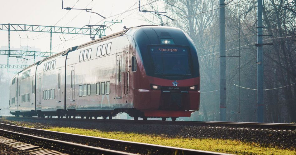 zdjęcie: W 2025 roku pociągi Kolei Dolnośląskich mają przejechać 15 mln km / v22259273