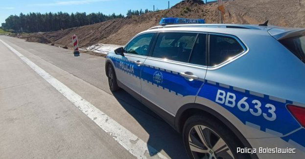 Niewybuch znaleziony przy A18 został zabrany