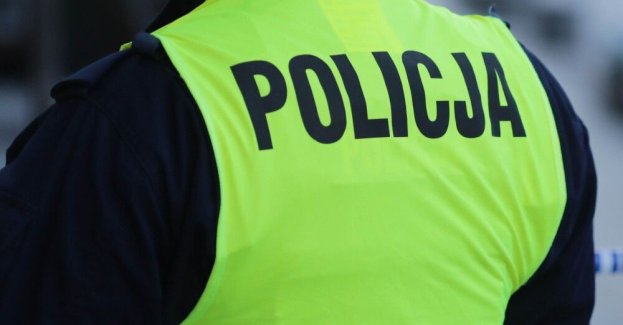W Ostrowi Mazowieckiej policjant postrzelił uciekającego zatrzymanego; zmarł w szpitalu
