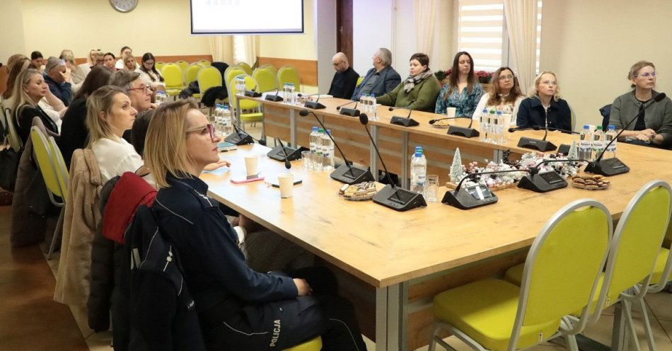 zdjęcie: Gołdap szkolenie o profilaktyce zachowań suicydalnych / fot. KPP w Gołdapi