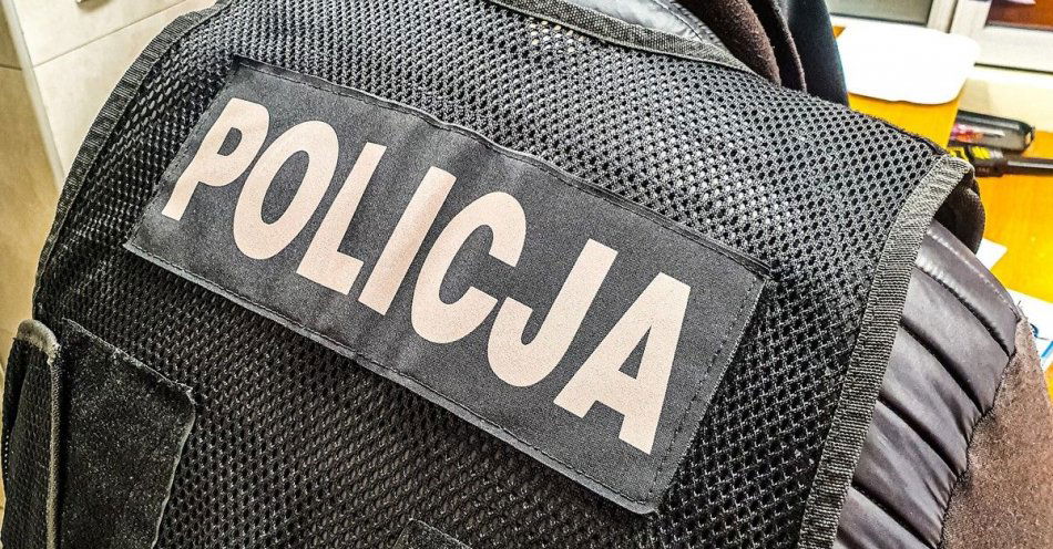 zdjęcie: 6 poszukiwanych w rękach policjantów / fot. KMP Białystok