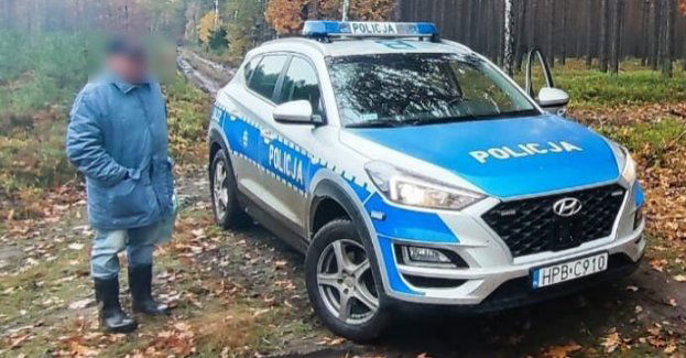 Bolesławianin zgubił się w lesie, odnalazł go policjant z Nowogrodźca