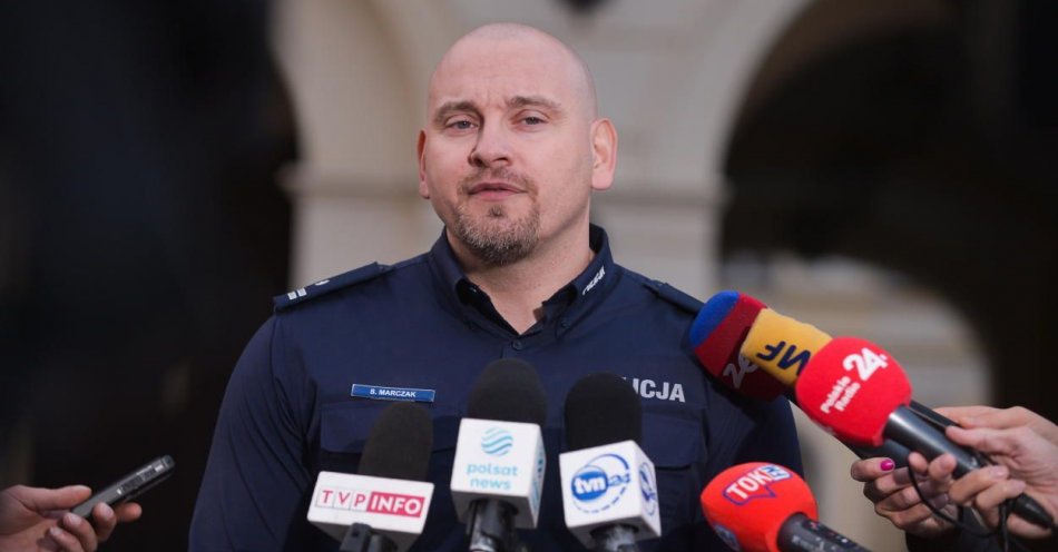 zdjęcie: Sporadyczne incydenty podczas niedzielnego marszu / fot. PAP