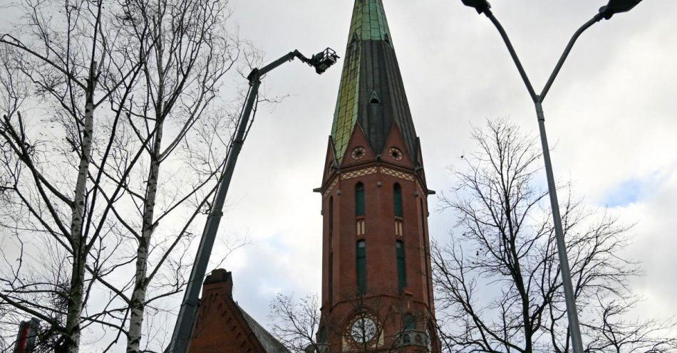 zdjęcie: RCB ostrzega przed silnym wiatrem na Pomorzu / fot. PAP