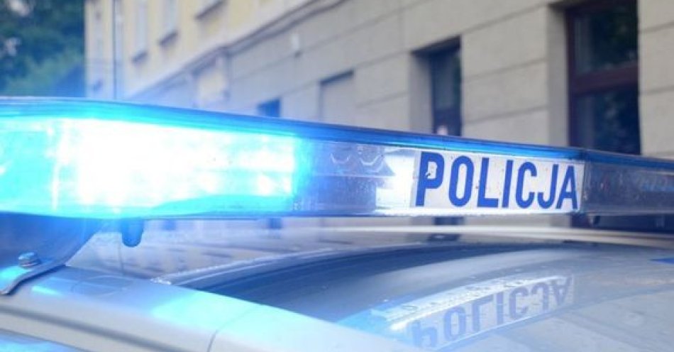 zdjęcie: Czasowe zmiany organizacji ruchu przy cmentarzu w Żninie / fot. KPP w Żninie