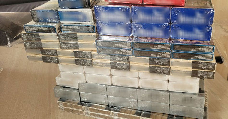 zdjęcie: Środa Wielkopolska: policja zabezpieczyła 1300 papierosów bez akcyzy / fot. KPP Środa Wielkopolska