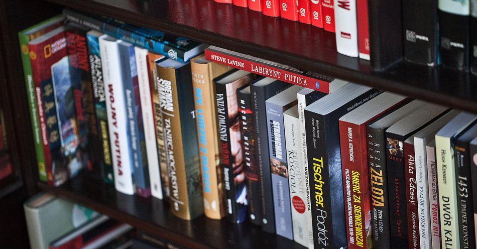 zdjęcie: Biblioteki szkolne z dotacją / pixabay/892136