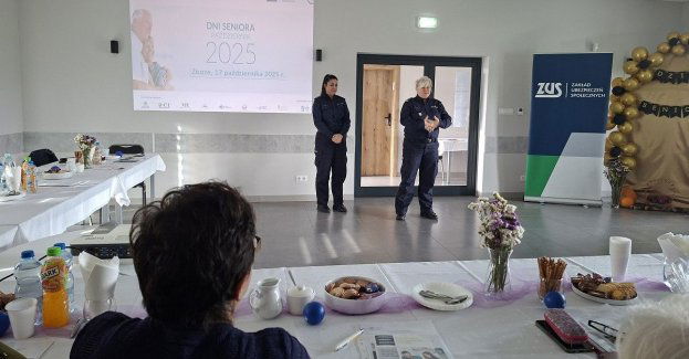 Seniorzy uczą się jak nie dać się oszustom