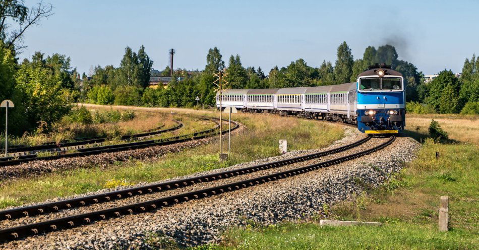 zdjęcie: 12 czerwca pociągi wrócą na całą modernizowaną trasę Tarnów - Leluchów / v10387655