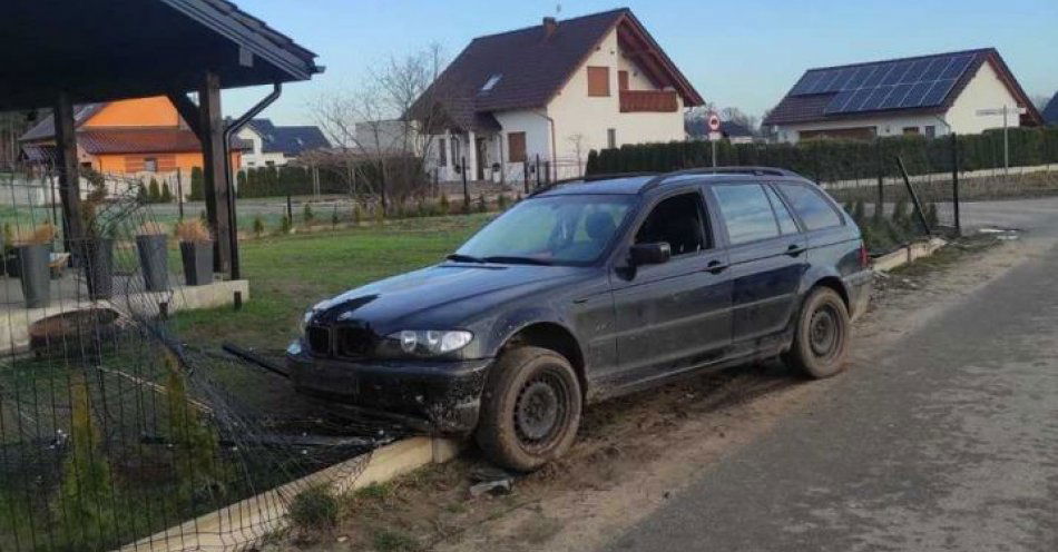 zdjęcie: Pijany kierował samochodem oraz ciągnikiem rolniczym / fot. KPP Kępno