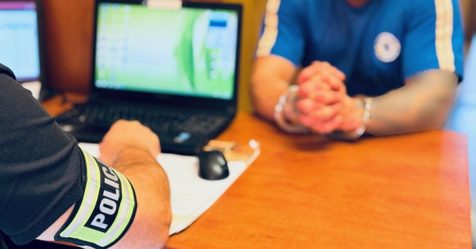 zdjęcie: Ruda Śląska: zatrzymano pseudokibiców z prawie 3,5 kg narkotyków / fot. KMP w Rudzie Śląskiej