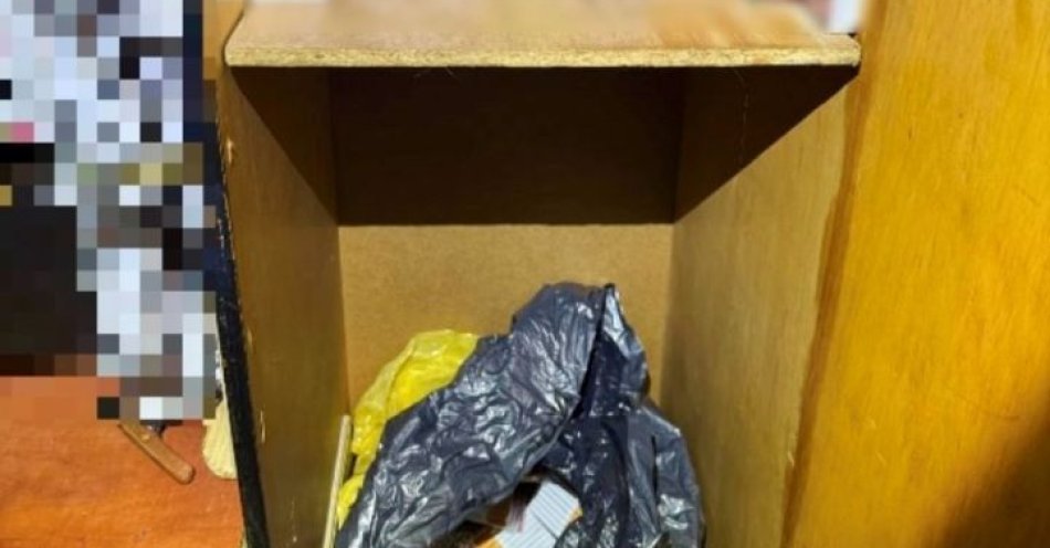 zdjęcie: Policja zabezpieczyła 37 tys. papierosów i 3 kg tytoniu / fot. KPP w Poddębicach