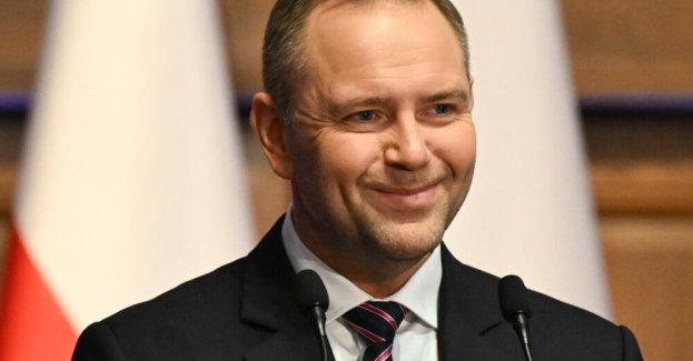 Sondaż: 51,6 proc. badanych pozytywnie ocenia działalność prezydenta Nawrockiego