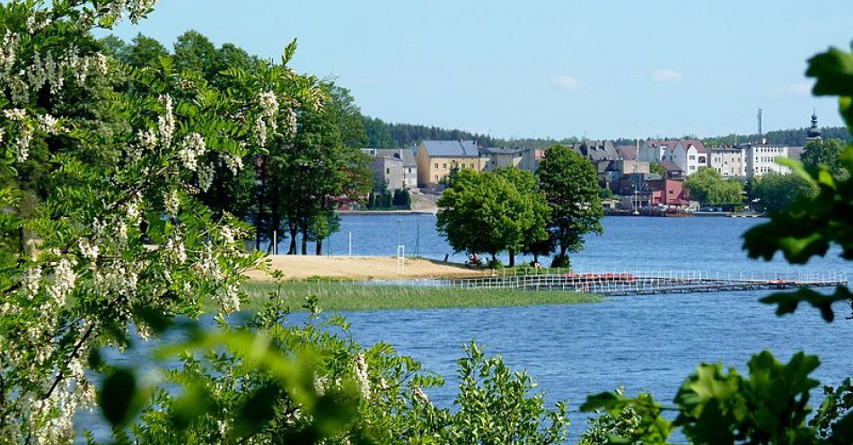 zdjęcie: Sępólno Krajeńskie: przez Sępolenkę do Niechorza / Kazimierz Mendlik/CC BY-SA 3.0 DEED/https://creativecommons.org/licenses/by-sa/3.0/