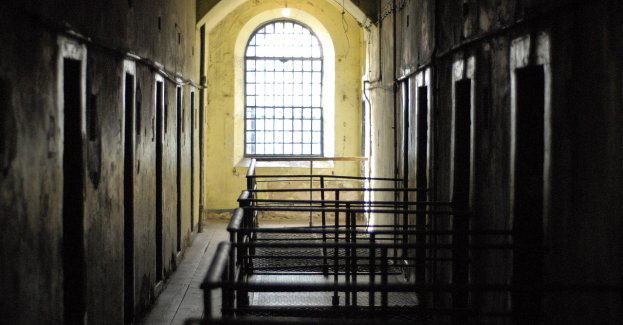 21-latek znęcał się nad partnerką; został aresztowany