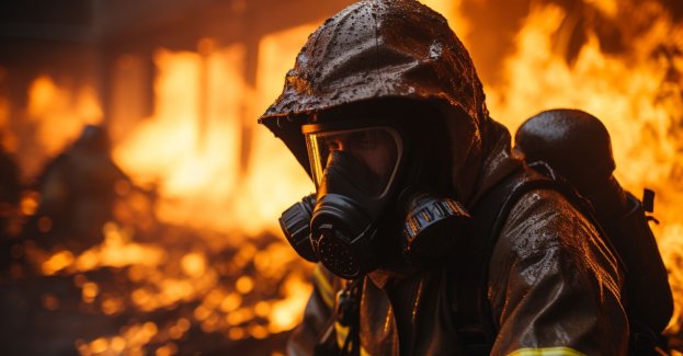 Prokuratura wszczęła śledztwo w sprawie pożaru sortowni odpadów w Bełżycach