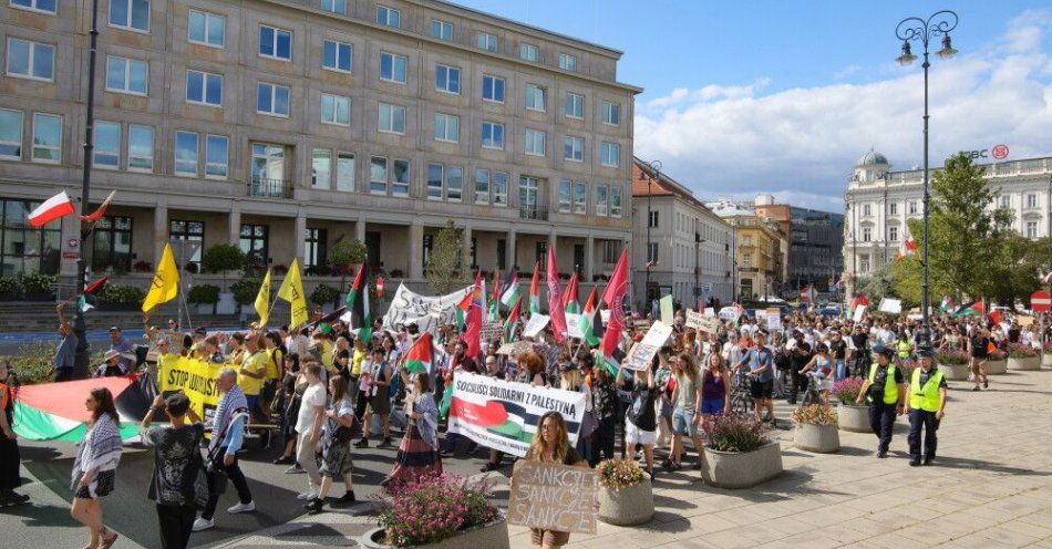 zdjęcie: Ulicami Warszawy przeszedł marsz solidarności z Palestyną / fot. PAP