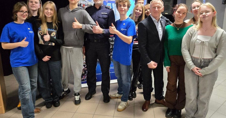 zdjęcie: Profilaktyka rówieśnicza w centrum konferencji o zdrowiu psychicznym / fot. KMP w Lesznie  #1