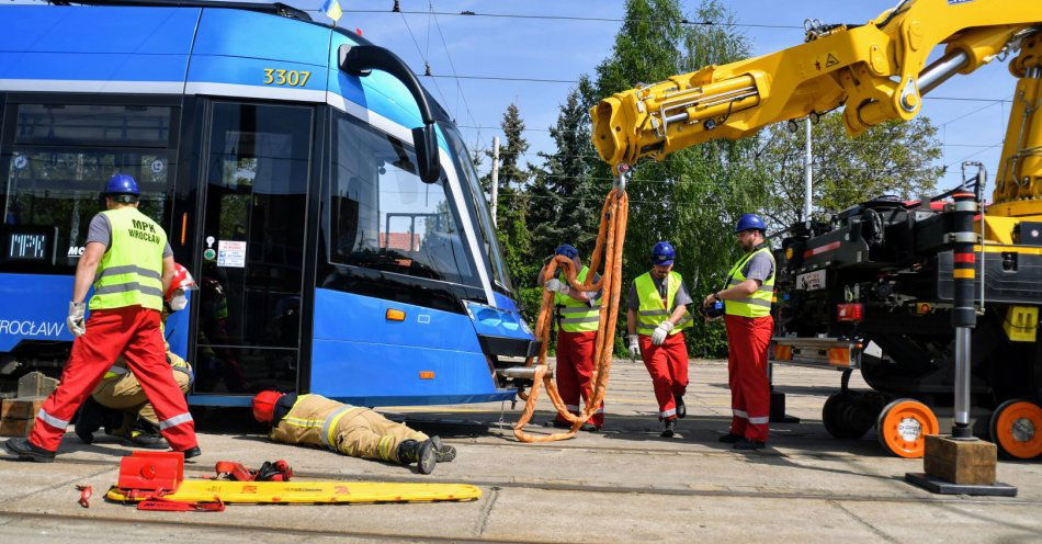 zdjęcie: Ultranowoczesny dźwig MPK Wrocław pomoże w ratowaniu ludzi / fot. nadesłane