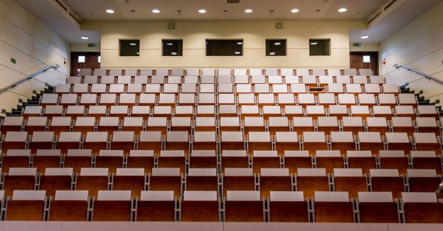 Po czterech latach przerwy prof. Andrzej Tretyn ponownie rektorem UMK