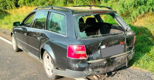 Wypadek drogowy z udziałem trzech samochodów osobowych